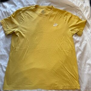 Nike Men's Yellow T-Shirt